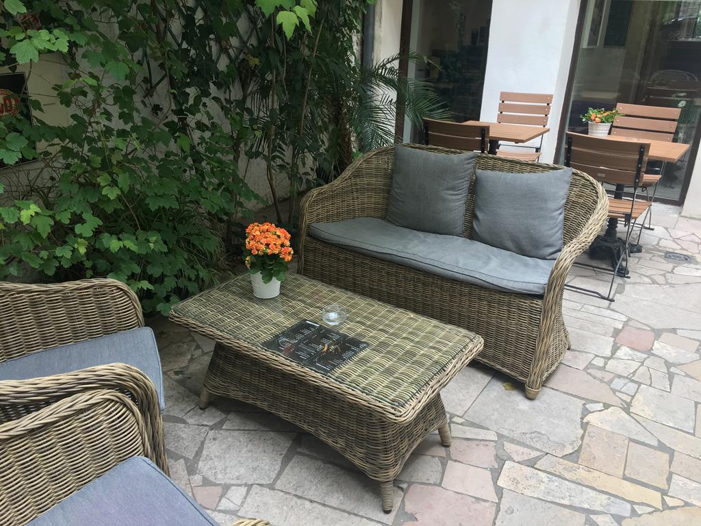 Hotel Central Avignon Luaran gambar