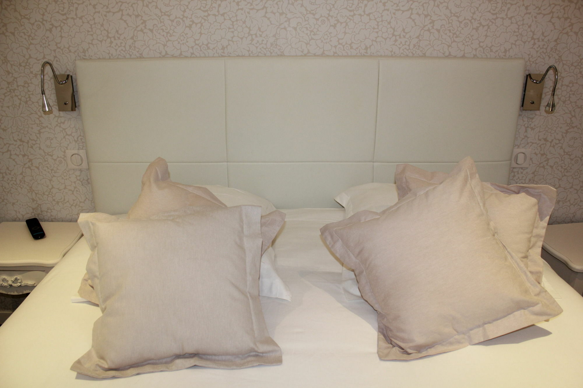 Hotel Central Avignon Luaran gambar